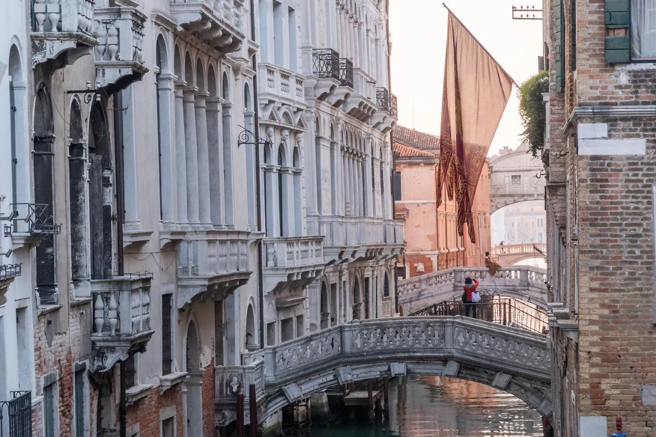 Palazzo Soranzo Noble Floor R&R Apartment Venice 0*,  Italy