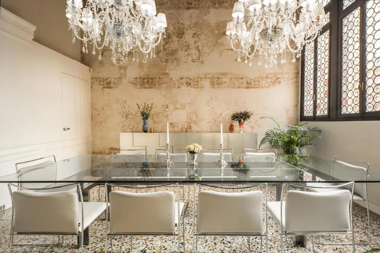 Palazzo Soranzo Noble Floor R&R Apartment Venice